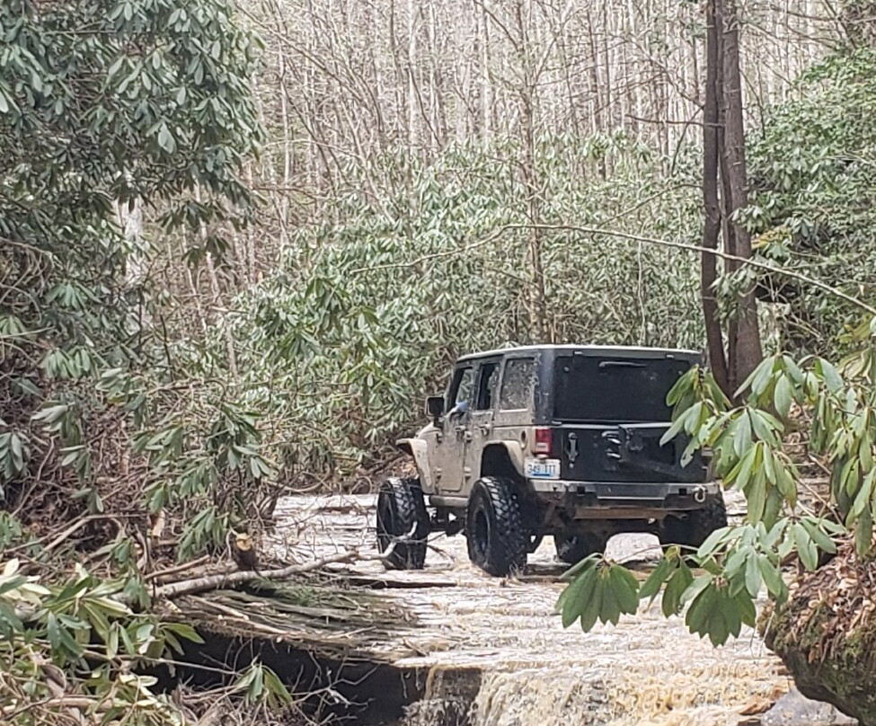 Rock Bottom Adventures Llc-Campton必去景点