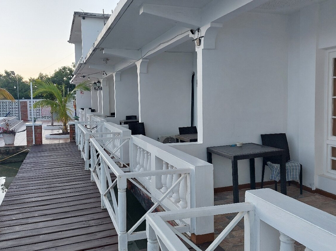 Fisherman's Inn Hotel主图