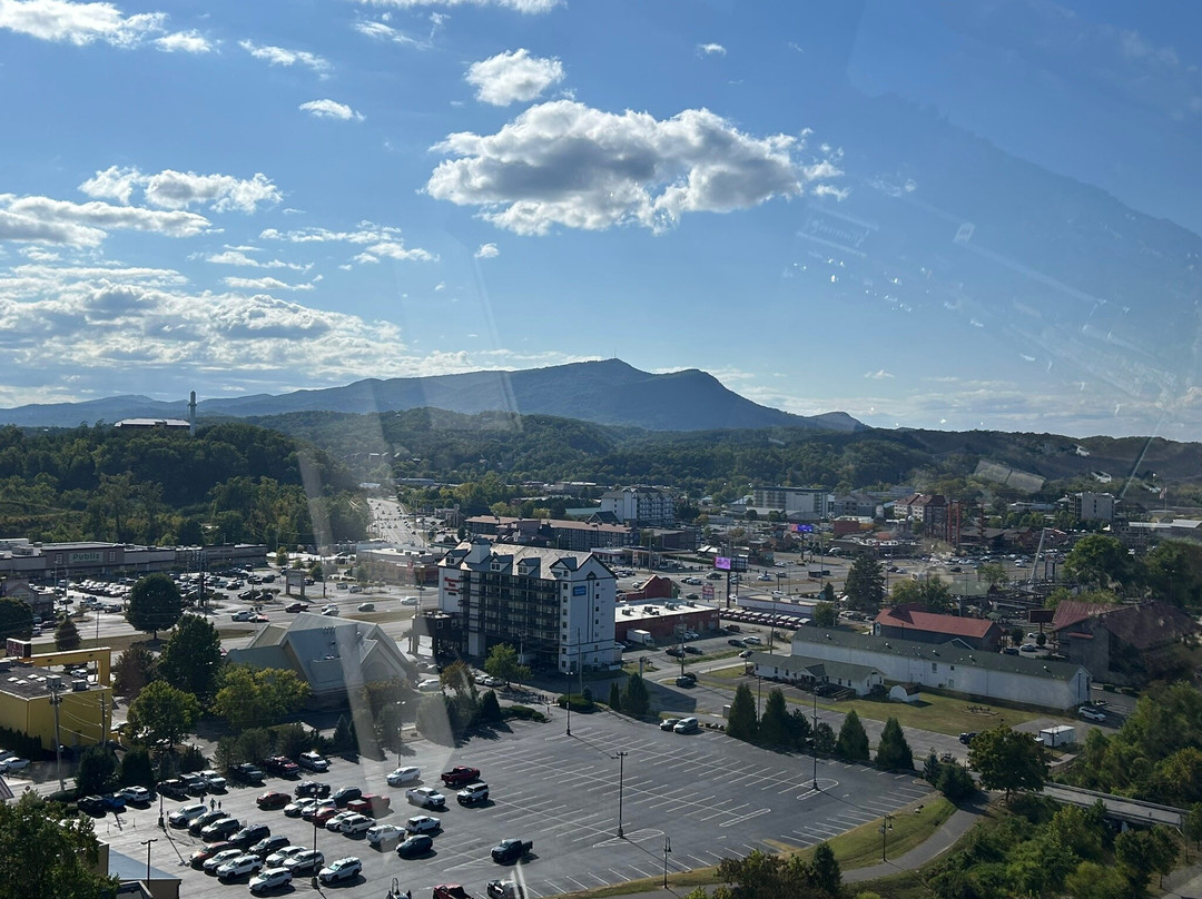 The Great Smoky Mountain Wheel-皮金福奇必去景点