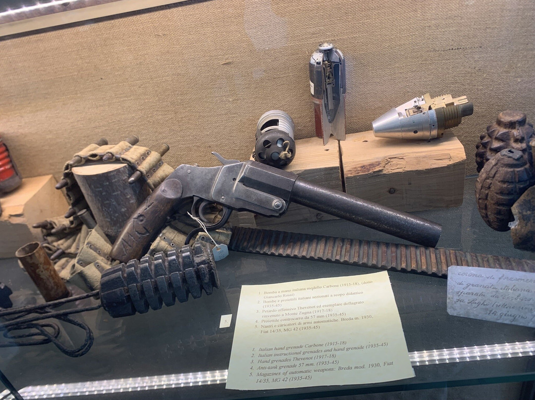 MuSa - Museo Di Salò-萨罗必去景点