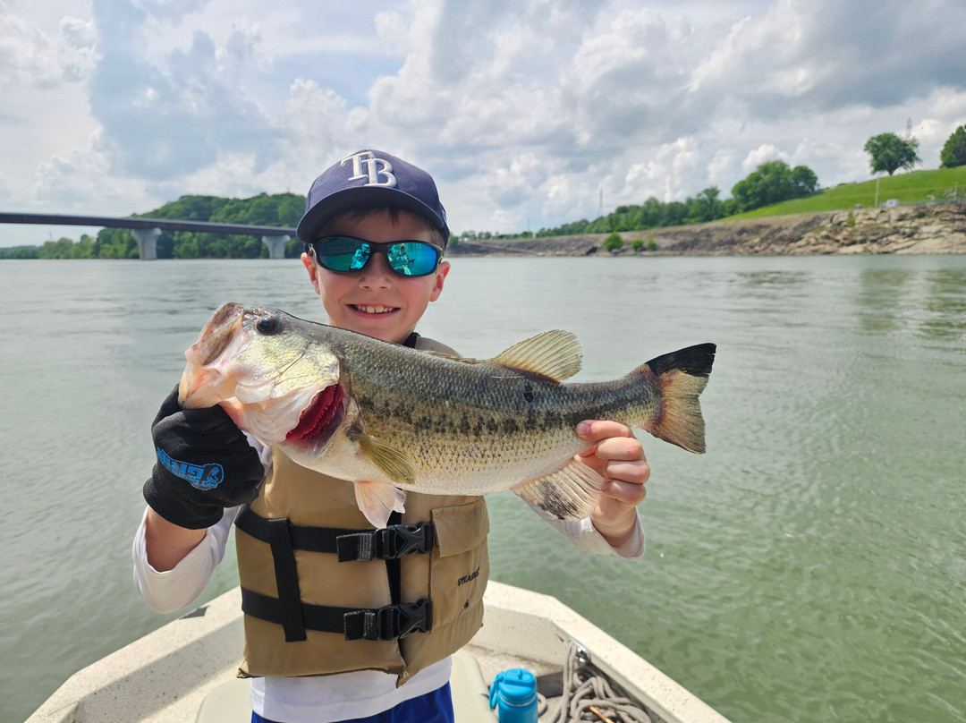 Fish On! Guided Tours-诺克斯维尔必去景点