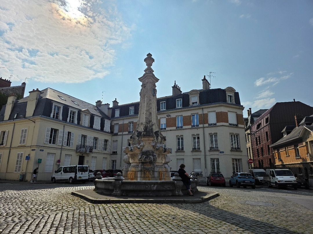 Fontaine Jean-Godinot-兰斯必去景点
