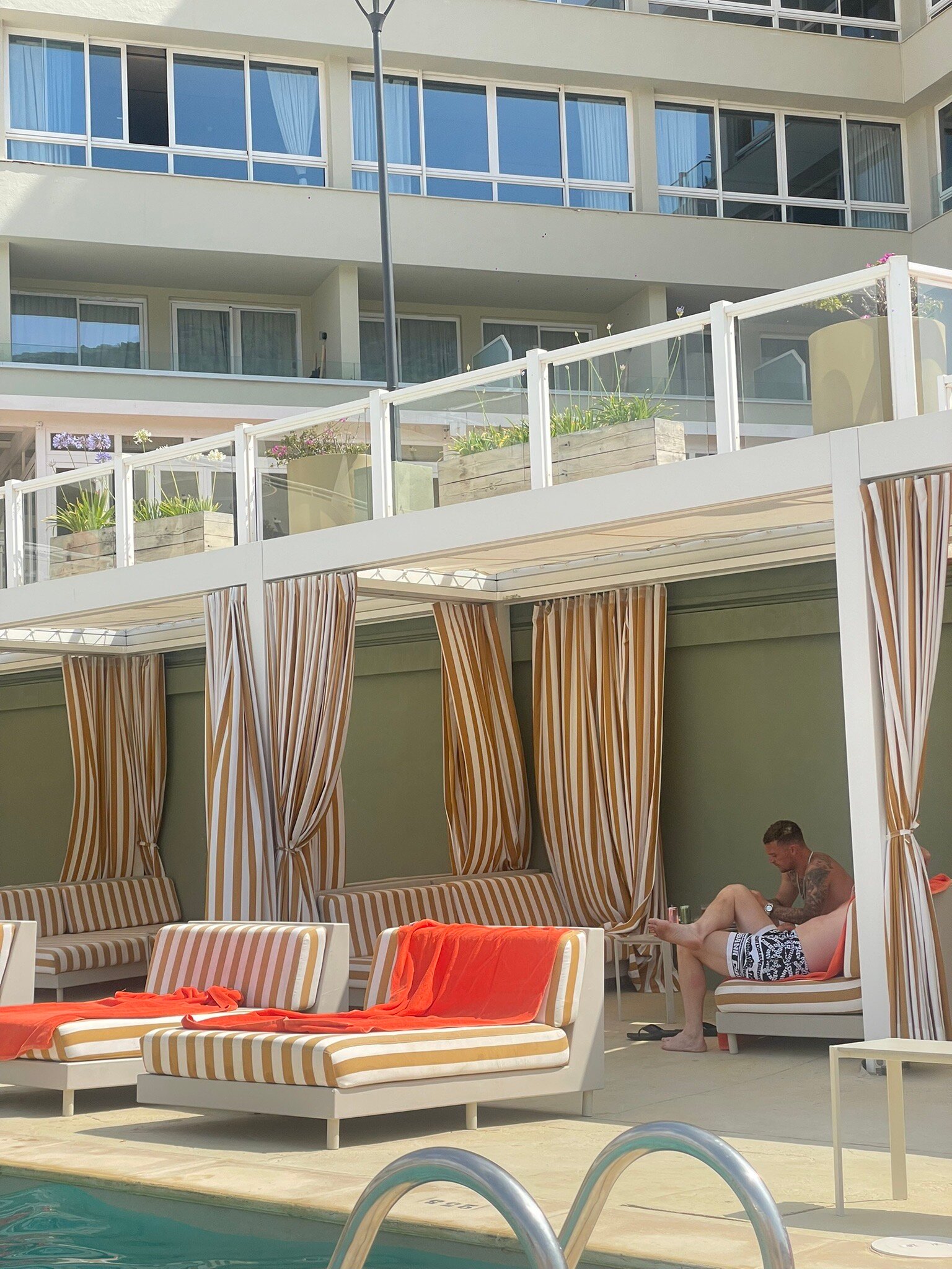 Mondrian Ibiza-官方