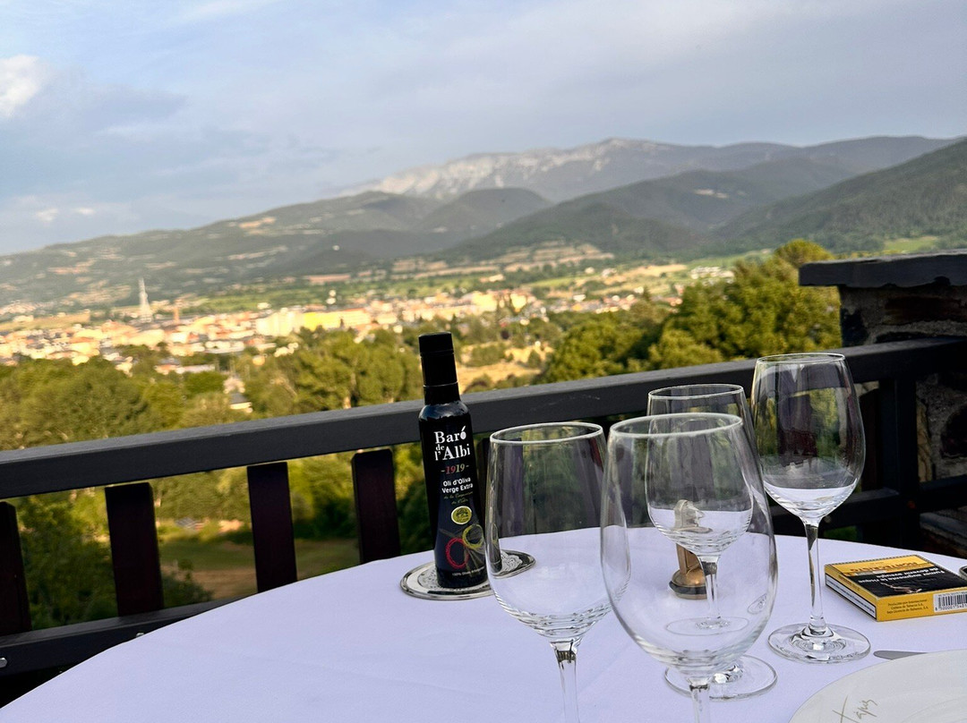 Hotel El Castell De Ciutat主图