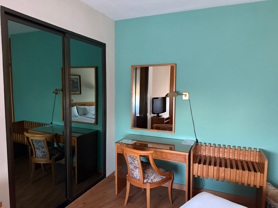 唐卡梅洛酒店主图