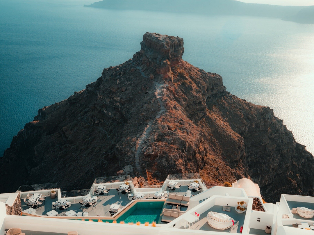 Santorini-travel-菲洛士帖法尼必去景点