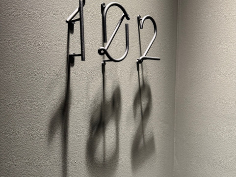 标准X,墨尔本主图