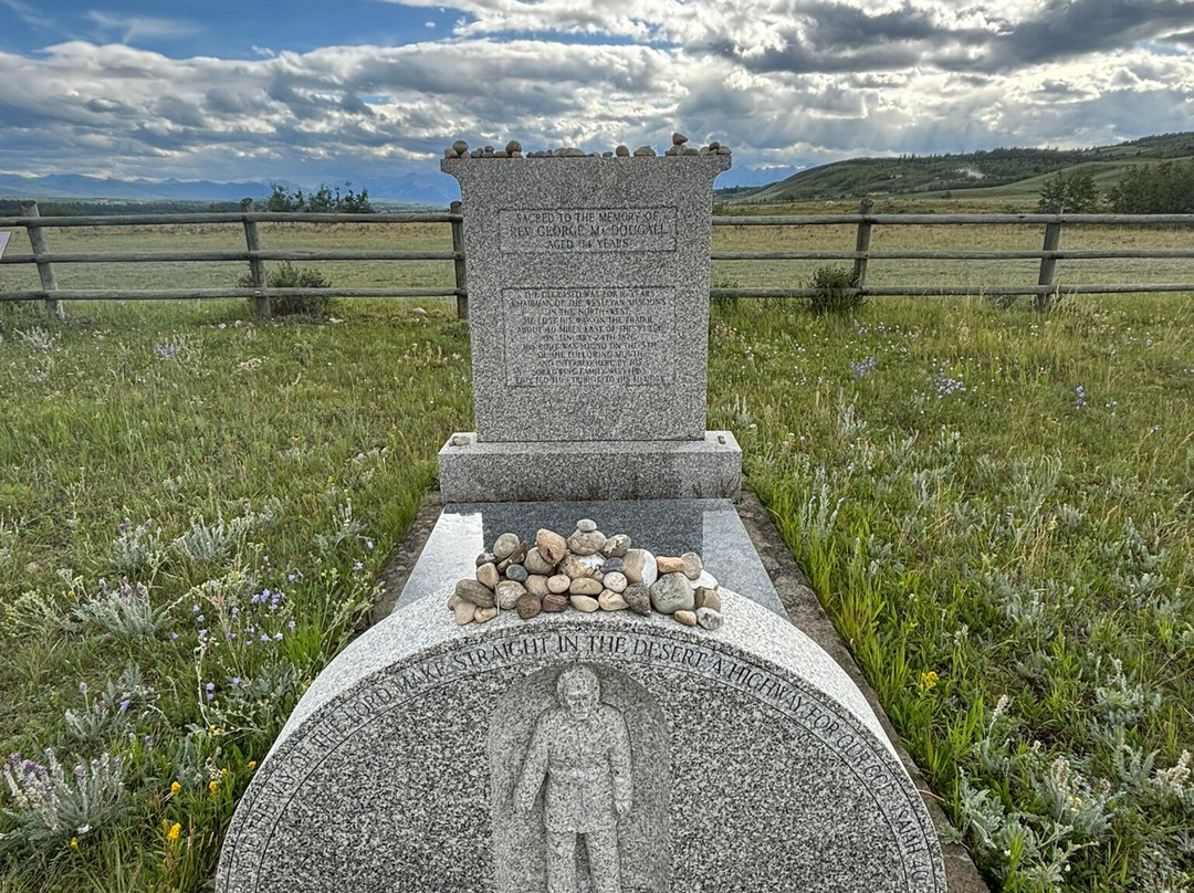 Mcdougall Memorial United Church-Bighorn No. 8必去景点