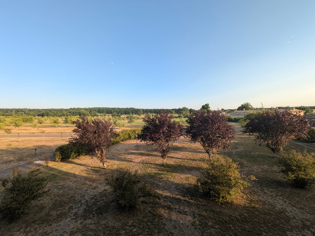 维基埃城堡酒店主图