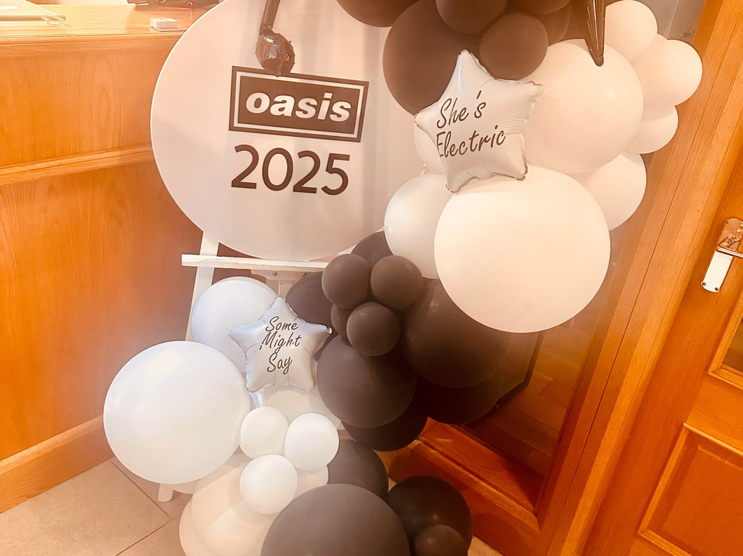 The Westlynne Hotel & Apartments主图