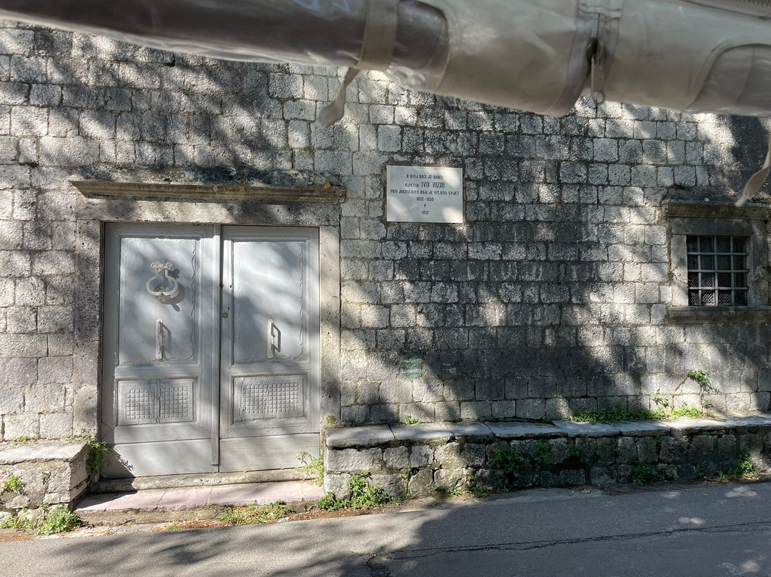 Tuk Tuk Montenegro-科托尔必去景点