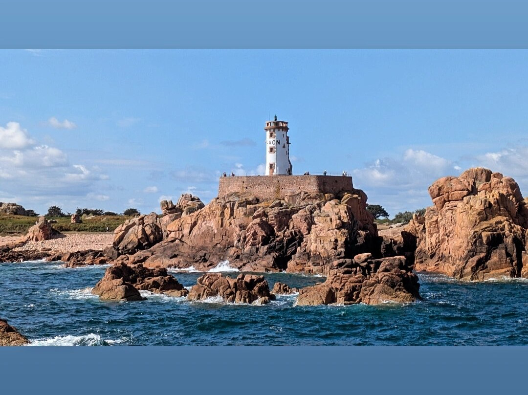 Le Phare du Paon-Ile-de-Brehat必去景点
