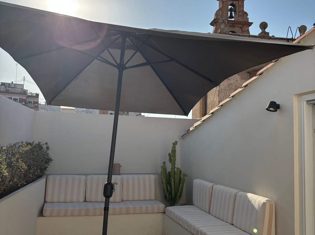 Room Mate Helen Berger主图