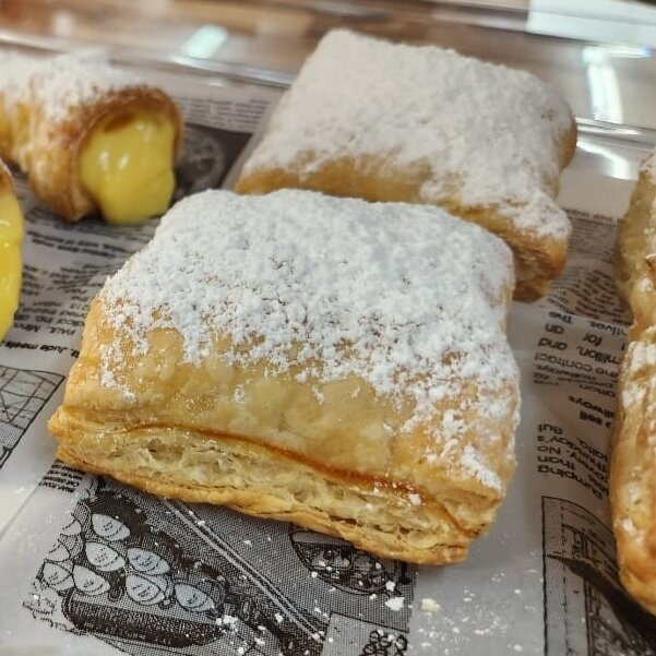 Alexander's Coffee House & Cafe