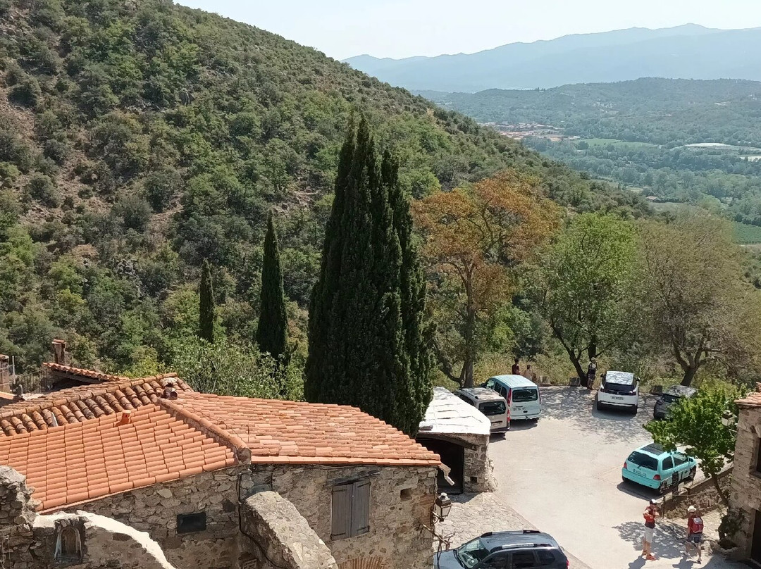 Village Abandonne de Comes-Eus必去景点