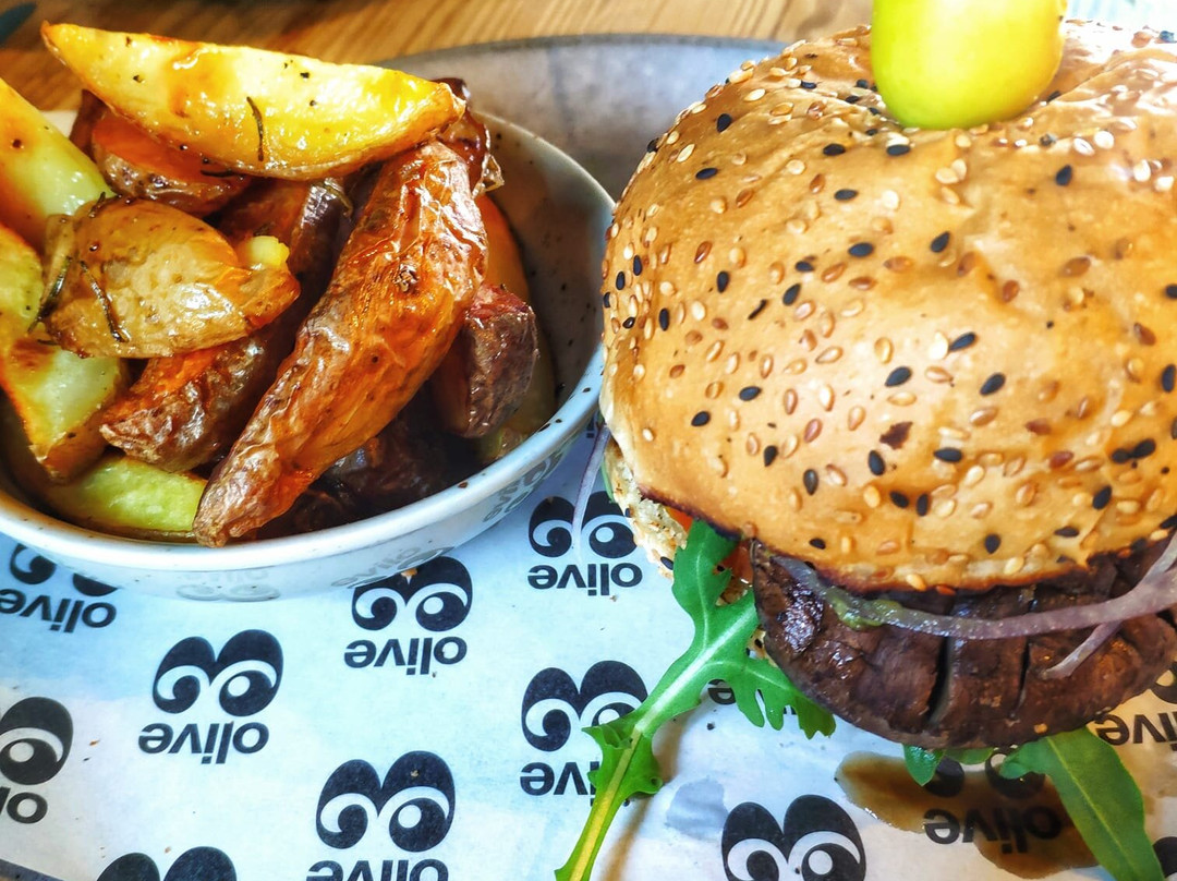 Olive 3 - Cafe & Bistro