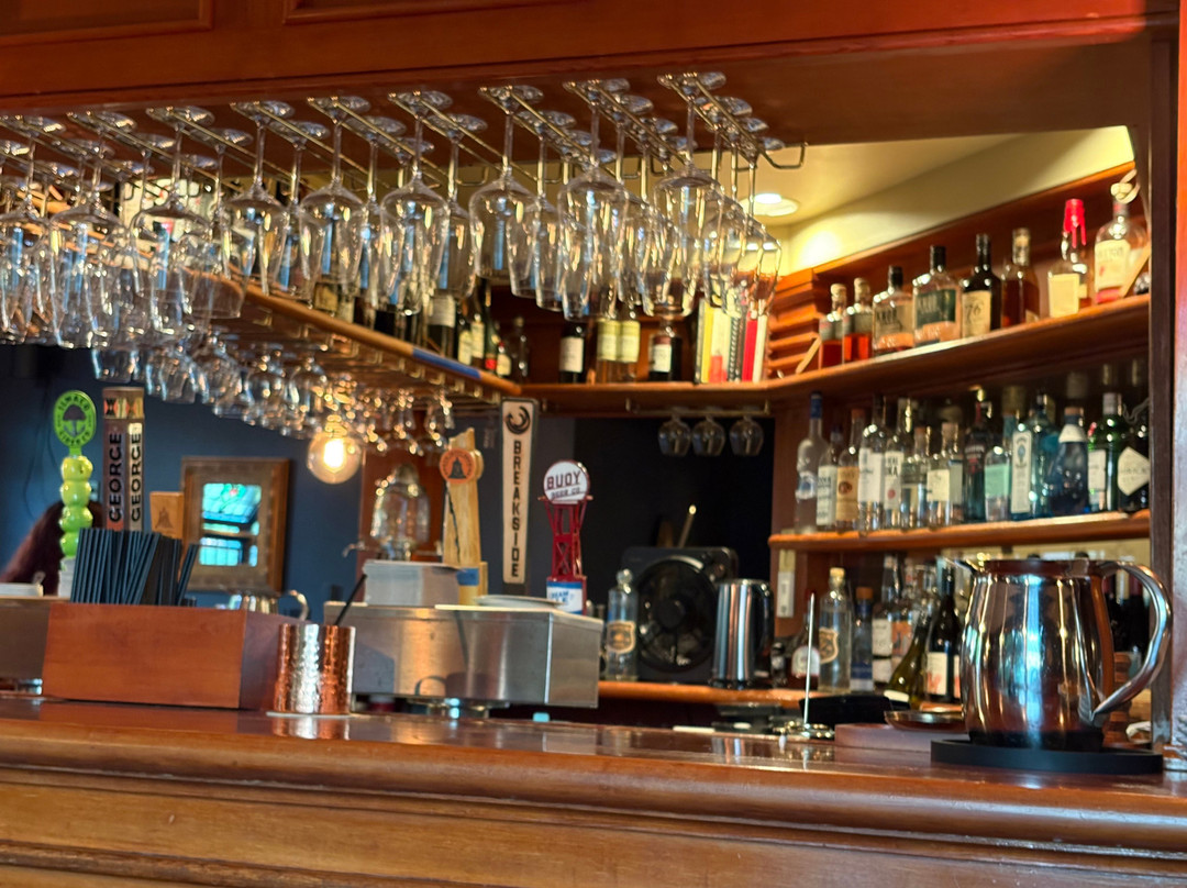 Shelburne Hotel主图