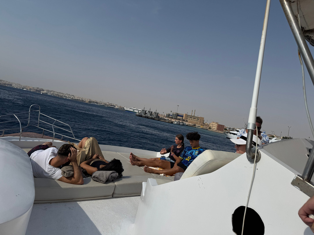 Crazy Waves Diving Club-赫尔格达必去景点