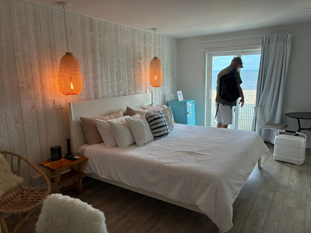 The Surfside Hotel主图