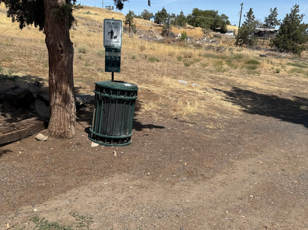 Econo Lodge Inn & Suites Madras Chateau Inn主图