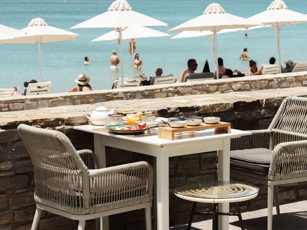 Liana Beach Hotel & Spa主图