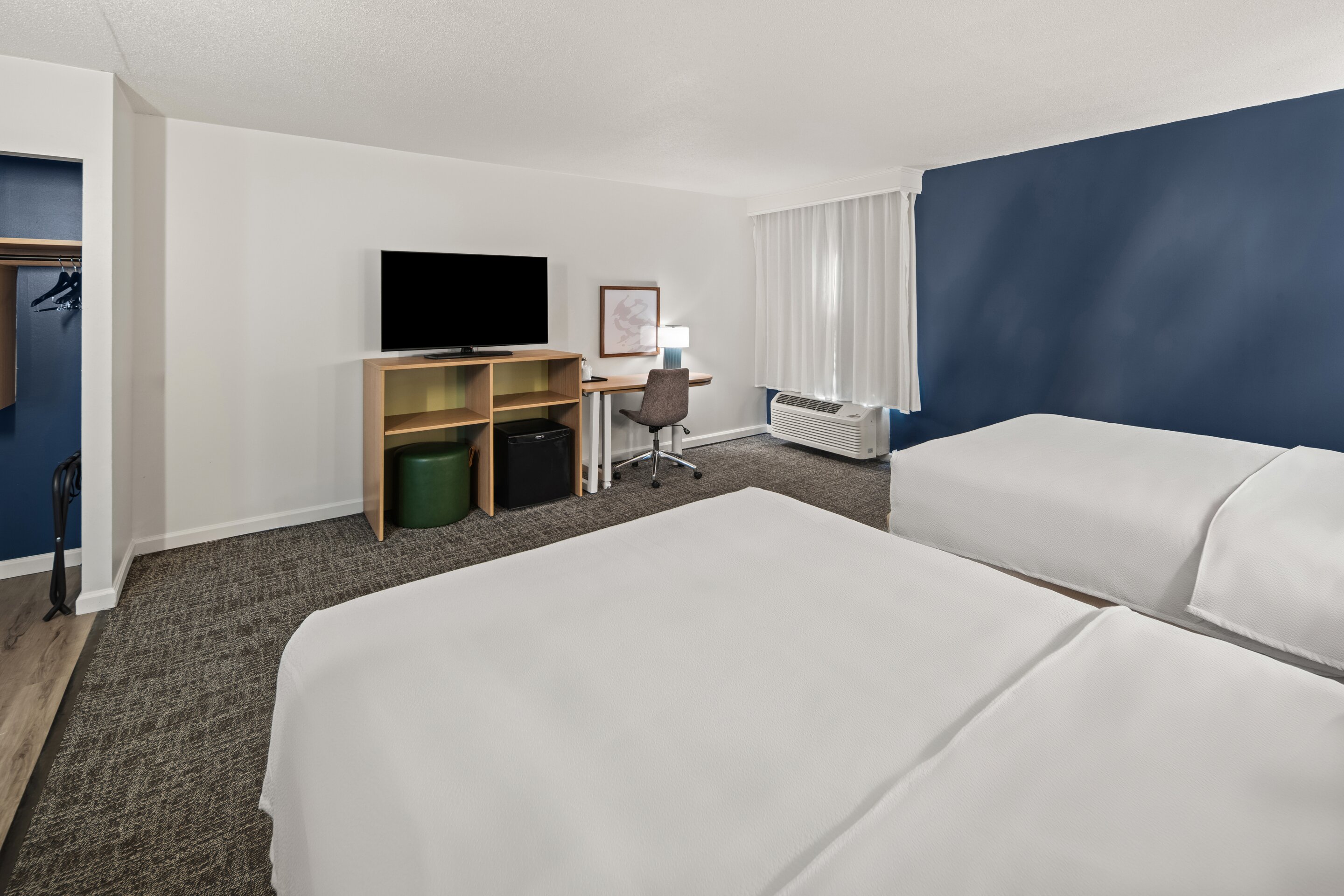 Spark by Hilton Waldorf-客卧