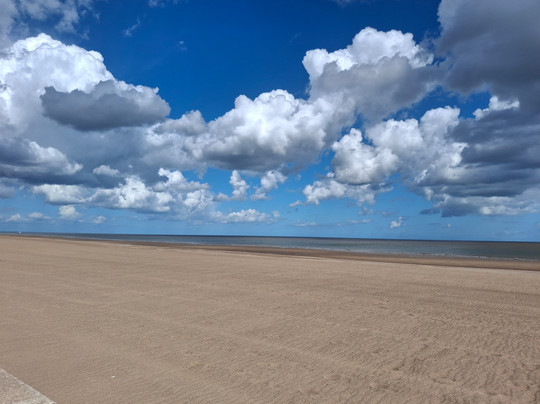 Sandilands Beach-Sutton-on-Sea必去景点