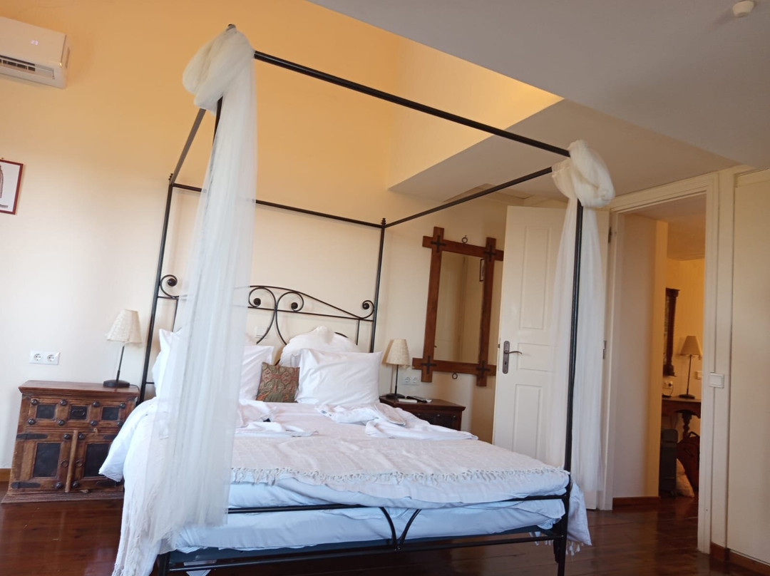 勒纳萨公主酒店主图