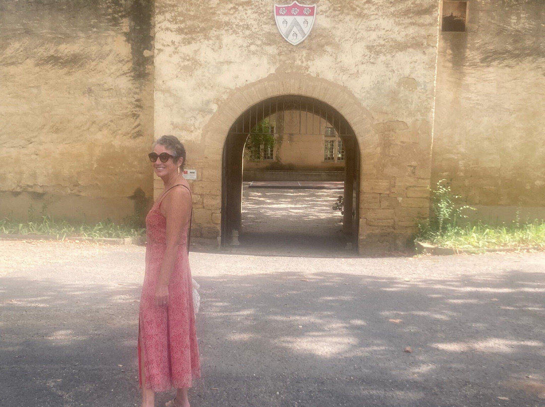 Seigneurie de Peyrat-佩兹纳斯必去景点