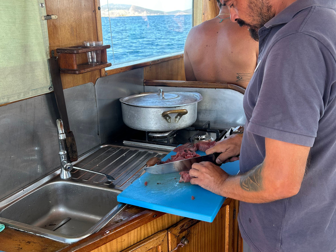 Asinara Charter Service-斯廷蒂诺必去景点