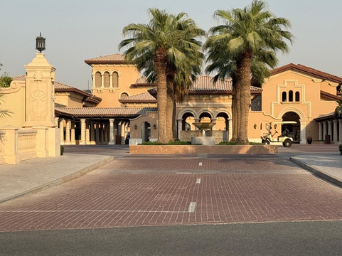 朱美拉高尔夫庄园-迪拜必去景点