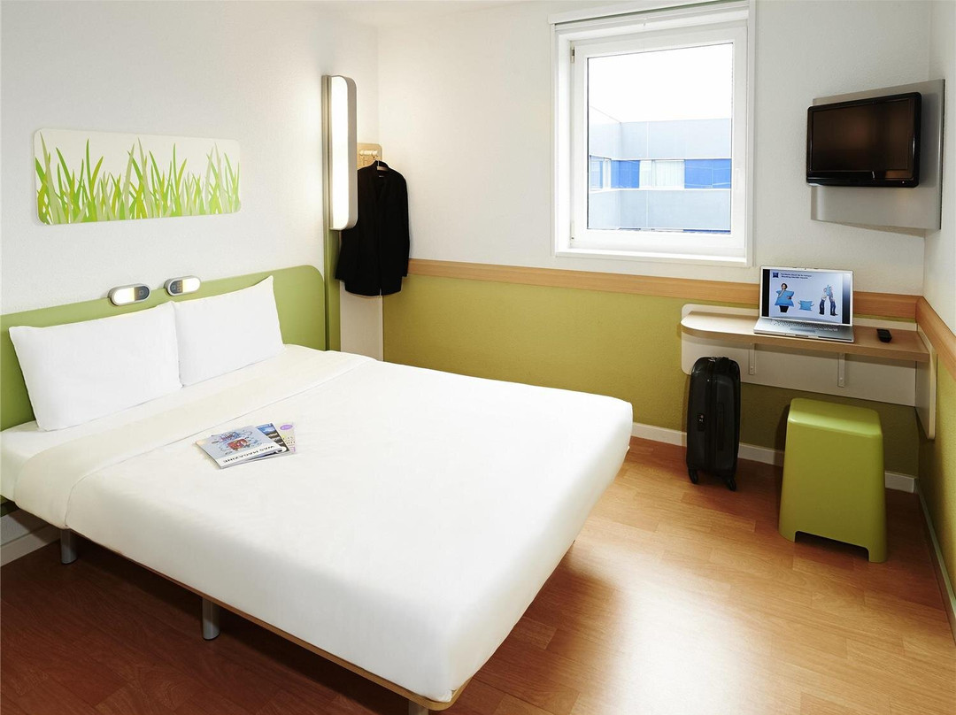 Ibis Budget Cergy Saint Christophe主图
