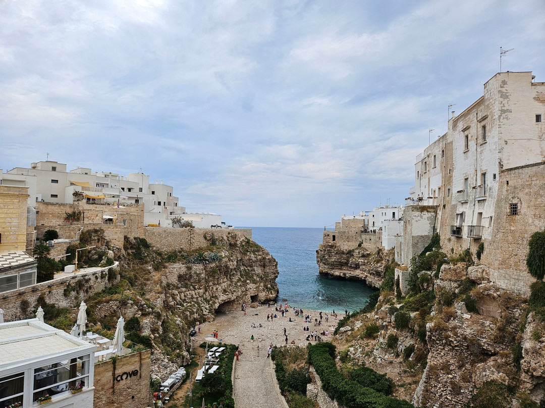 Lama Monachile-波利尼亚诺阿马雷必去景点