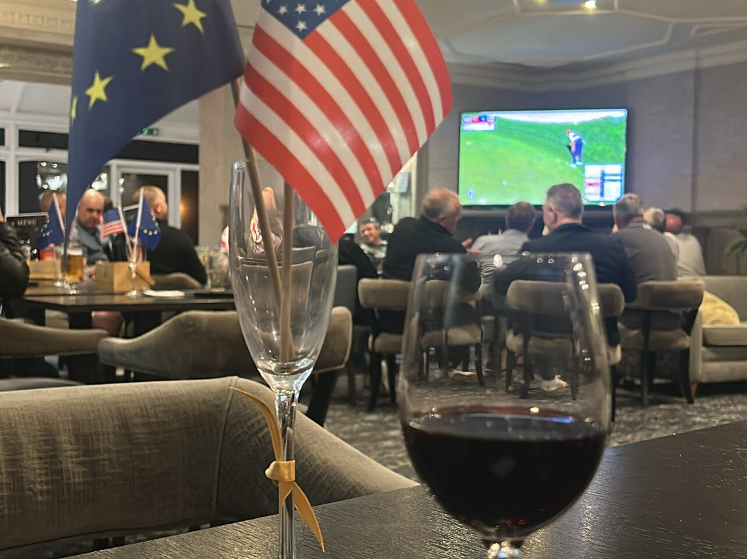 The Lodge at Kingswood主图