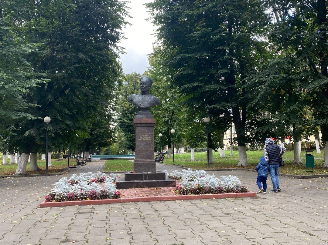 Monument to P.S. Nakhimov-Vyazma必去景点