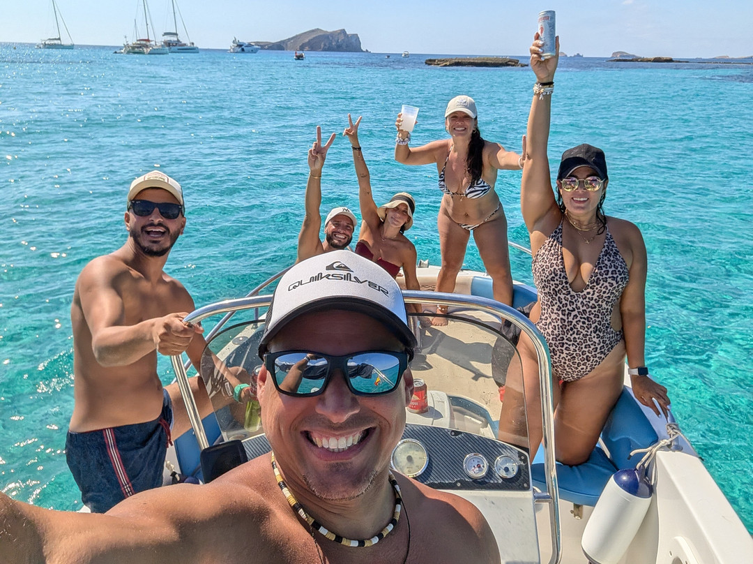 Blue Boats Ibiza-圣安东尼德波特曼尼必去景点