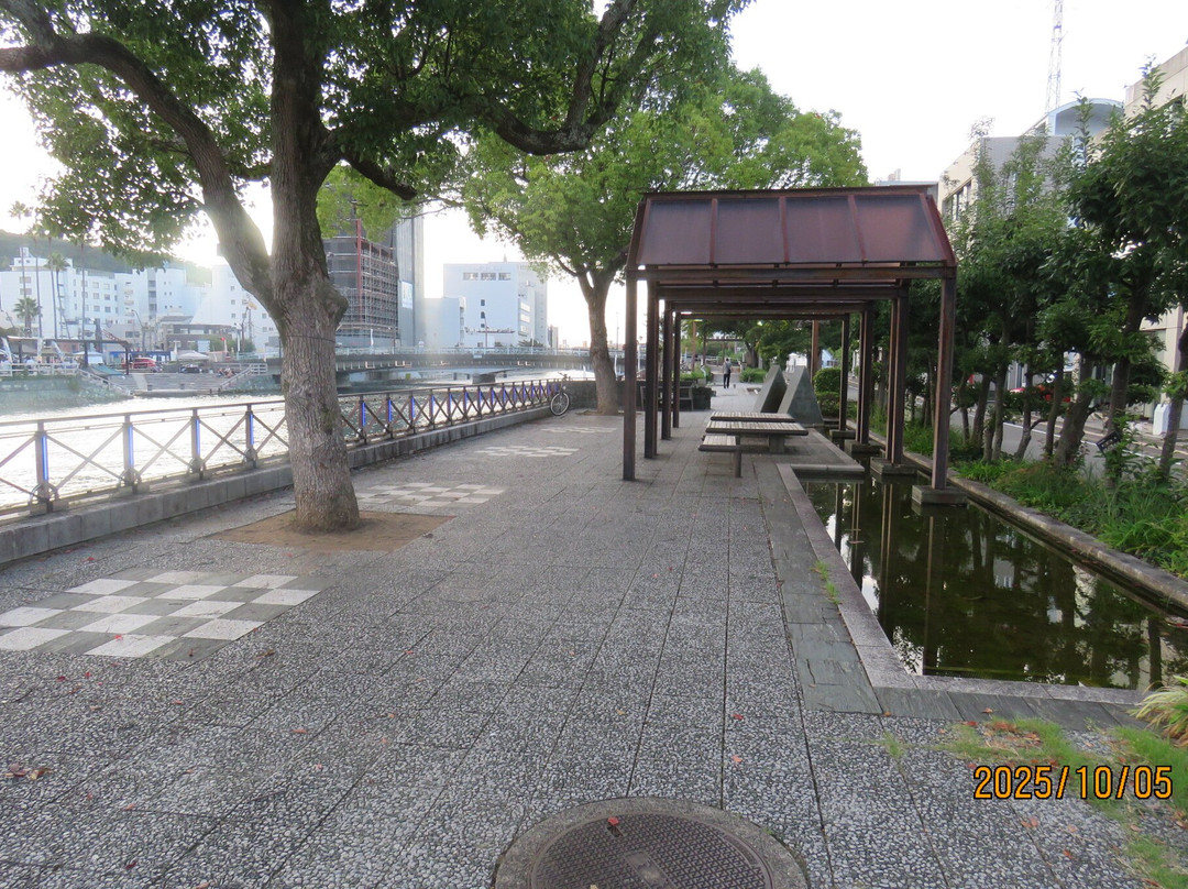 Shinmachigawa Mizugiwa Park-德岛市必去景点