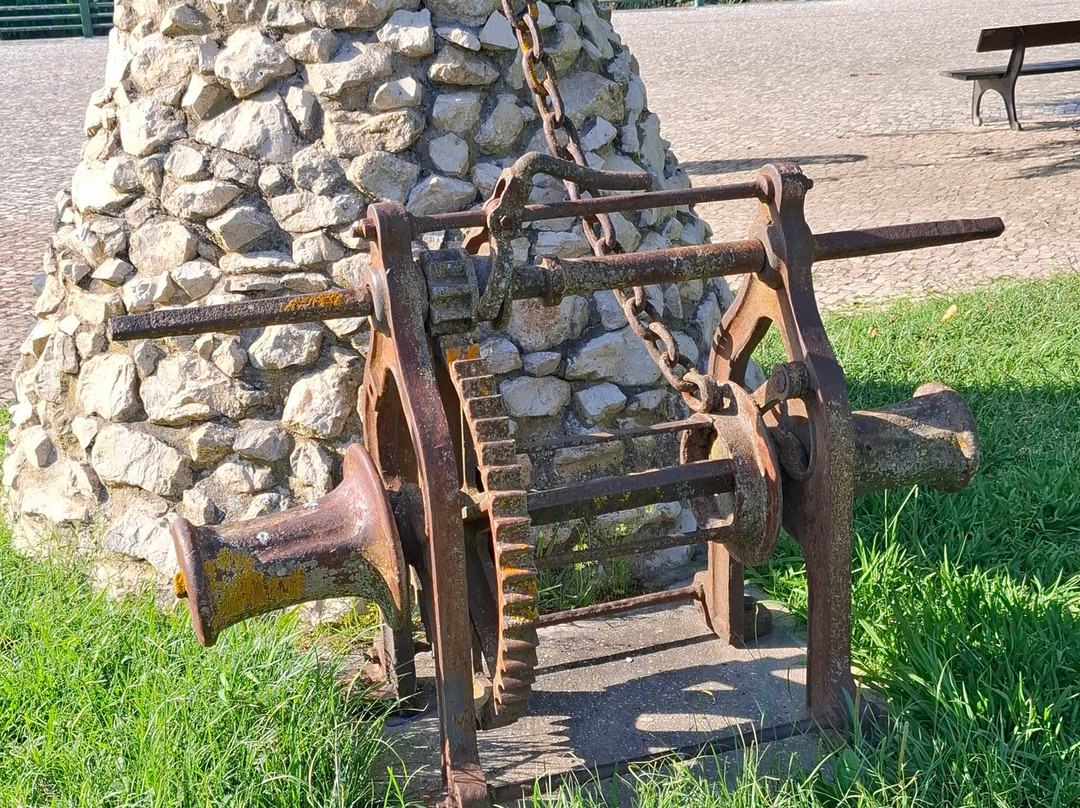 Monumento De Homenagem Aos Homens Do Mar