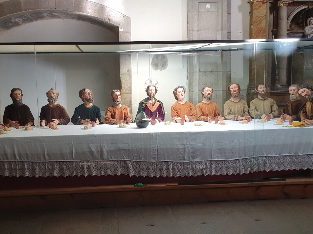 Church of Santa Maria la Real del Sar-圣地亚哥德孔波斯特拉必去景点