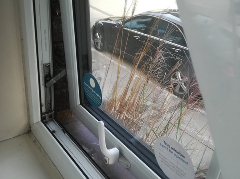 德比南普瑞米尔酒店主图