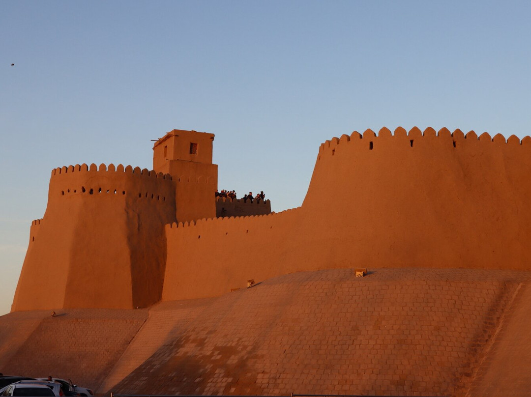 Outer City Wall-希瓦必去景点