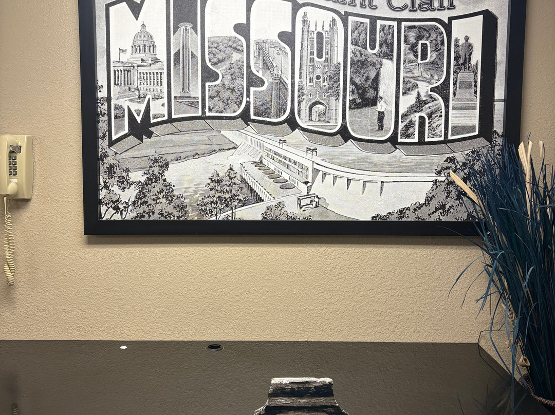 Super 8 by Wyndham St. Clair MO主图