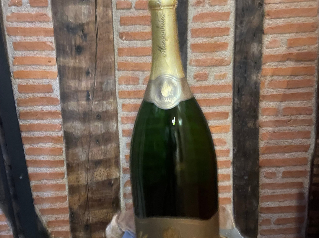 Muralha Charm House主图