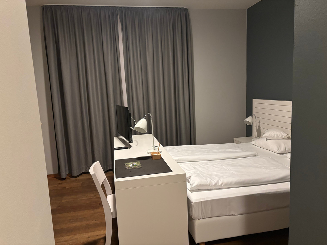 Im-Jaich Boardinghouse & Lloyd Marina主图