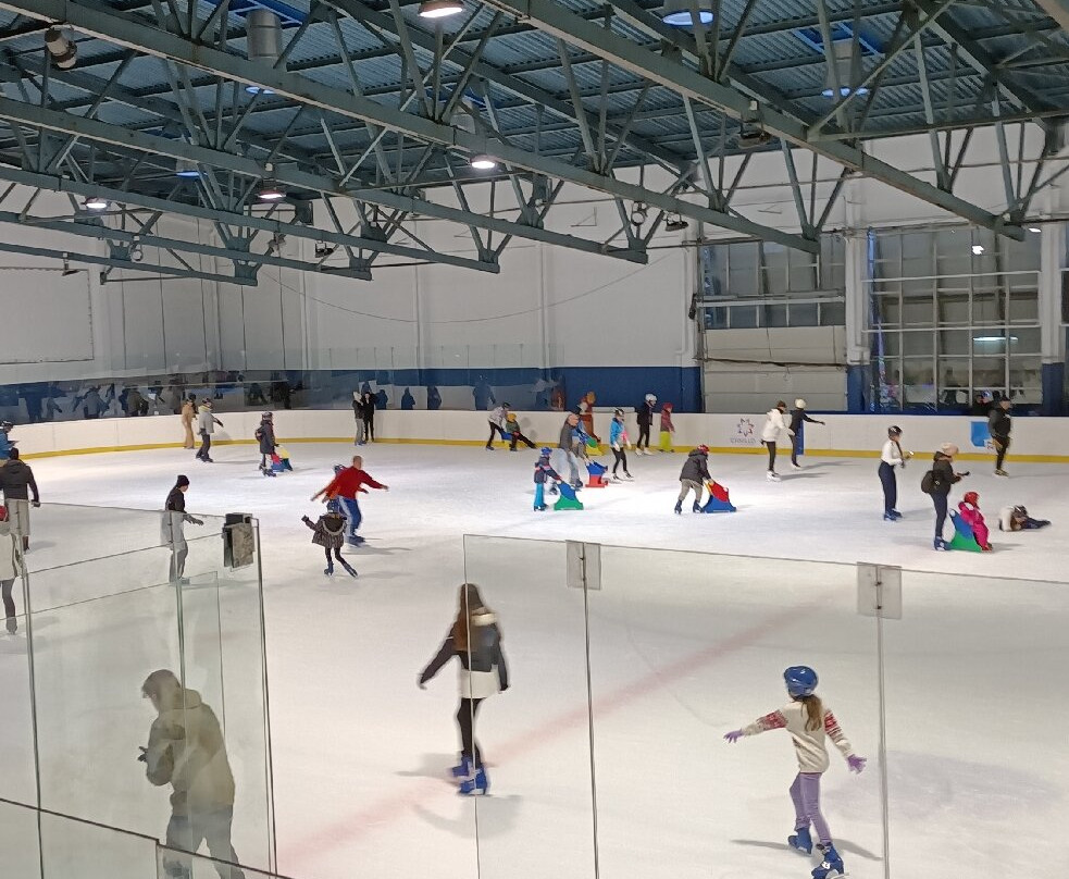 Palau de Gel-Canillo必去景点