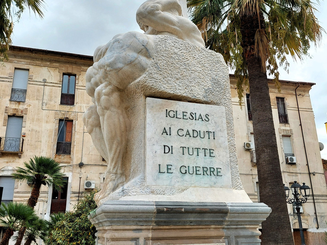 Monumento Ai Caduti-Iglesias必去景点