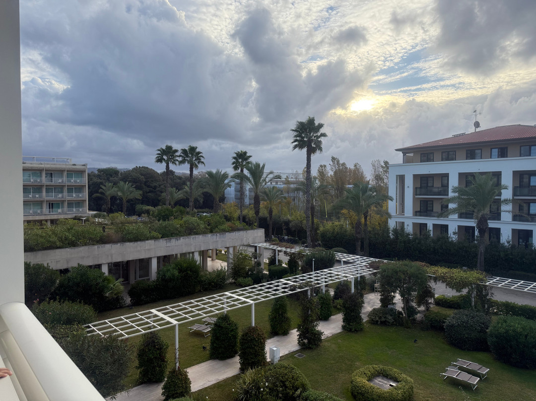 韦西利亚乌纳酒店主图