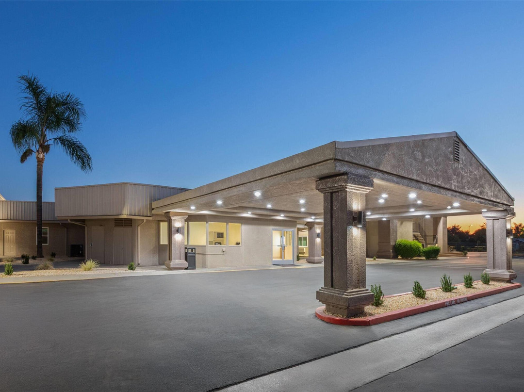 Le Grand酒店住宿-Ramada by Wyndham Merced