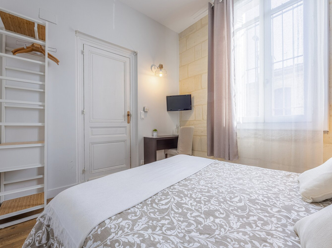 拉浩特蒙田酒店主图