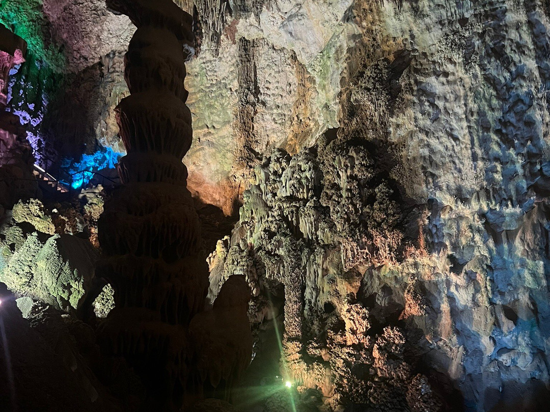 Canelobre Caves-Placita de Cabeco必去景点